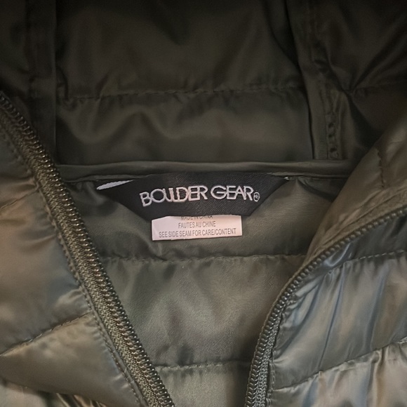 NWT woman’s puffer coat - Picture 4 of 4